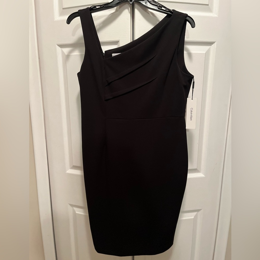 NEW Calvin Klein Short Sleeve Asymmetrical Neck Scuba Crepe Pencil Dress. Sz 14